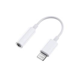 ADAPTADOR PHILCO LIGHTNING A AUX 3.5MM