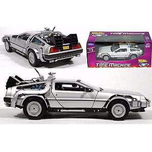 AUTO REGRESO AL FUTURO DELOREAN I
